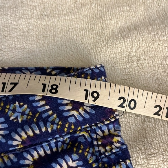 Coldwater creek ladies capris - Picture 9 of 11